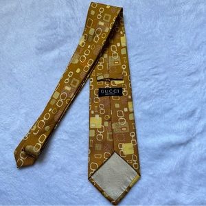 Vintage Gucci - 100% Silk Neck Tie